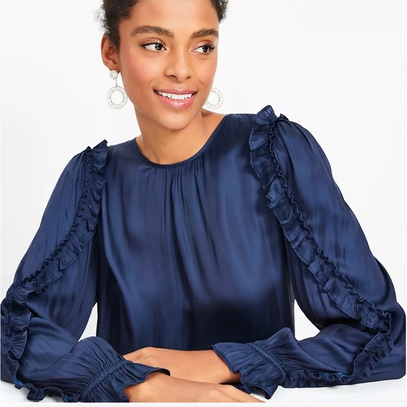 Loft mixed media ruffle sleeve top navy blue round neck puff shoulders medium - Picture 2 of 7